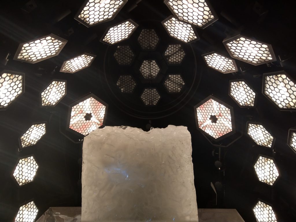 Portman Lights vs Big Ice Cube. We have been melting it for 10 hours with 4 P2 Hexaline and 4 P3 PIX3L