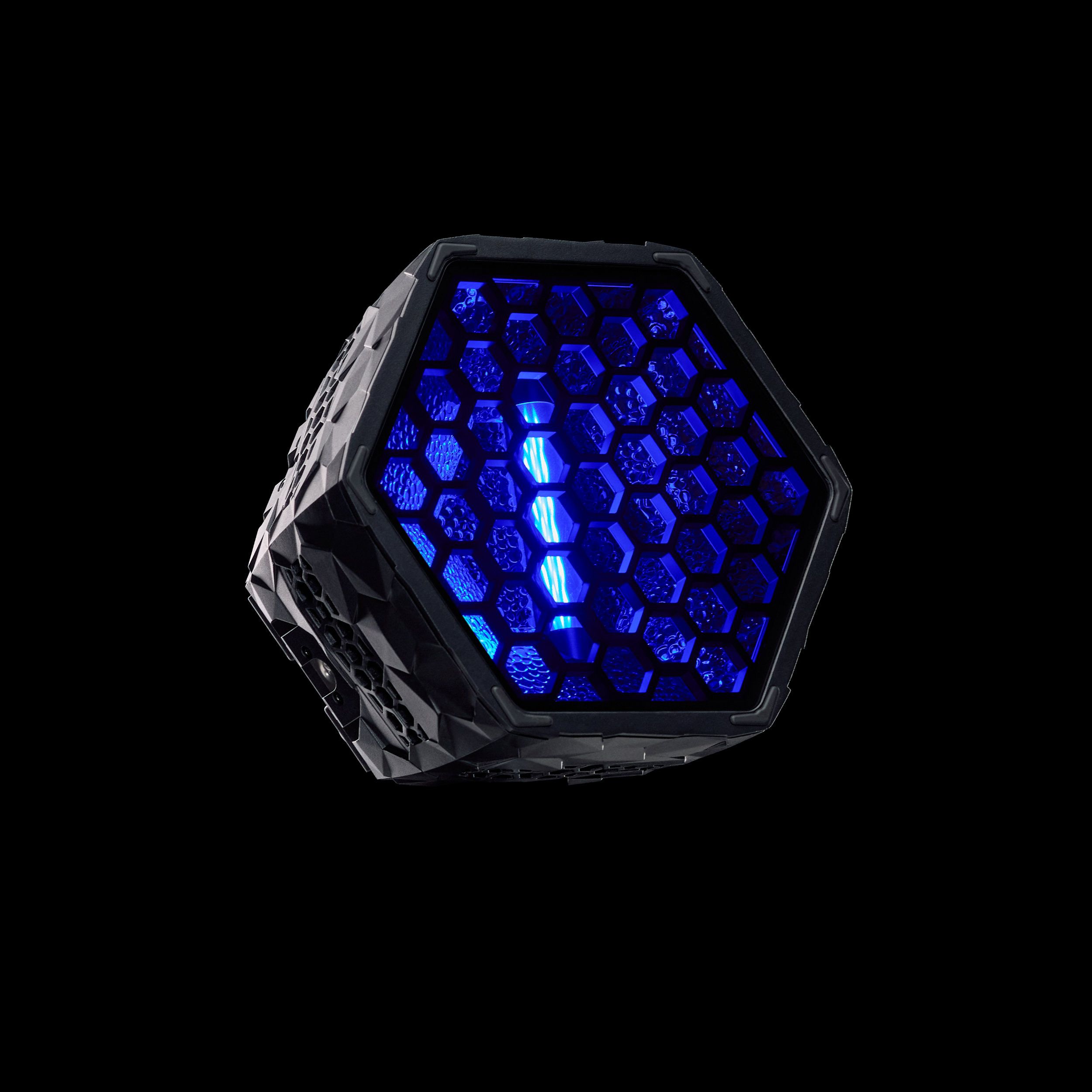 HEXY_hero_Blue20%+Mesh-Off_BlackBg