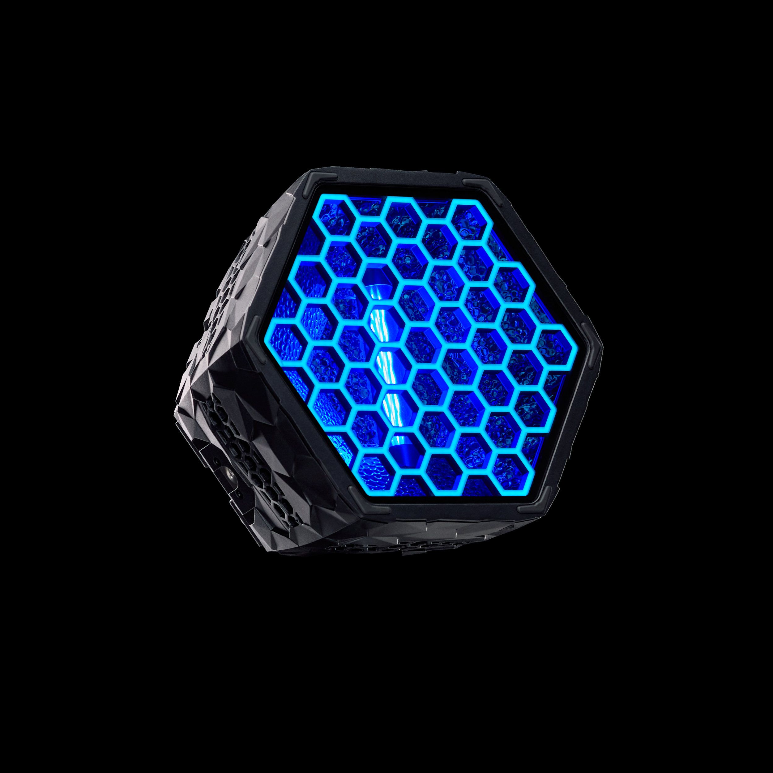 HEXY_hero_Blue+Mesh-Cyan_BlackBg